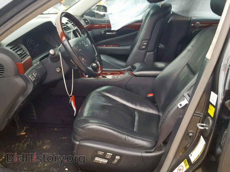 2007 Lexus LS460 (VIN JTHGL46F175012260) — фото 5 из 10