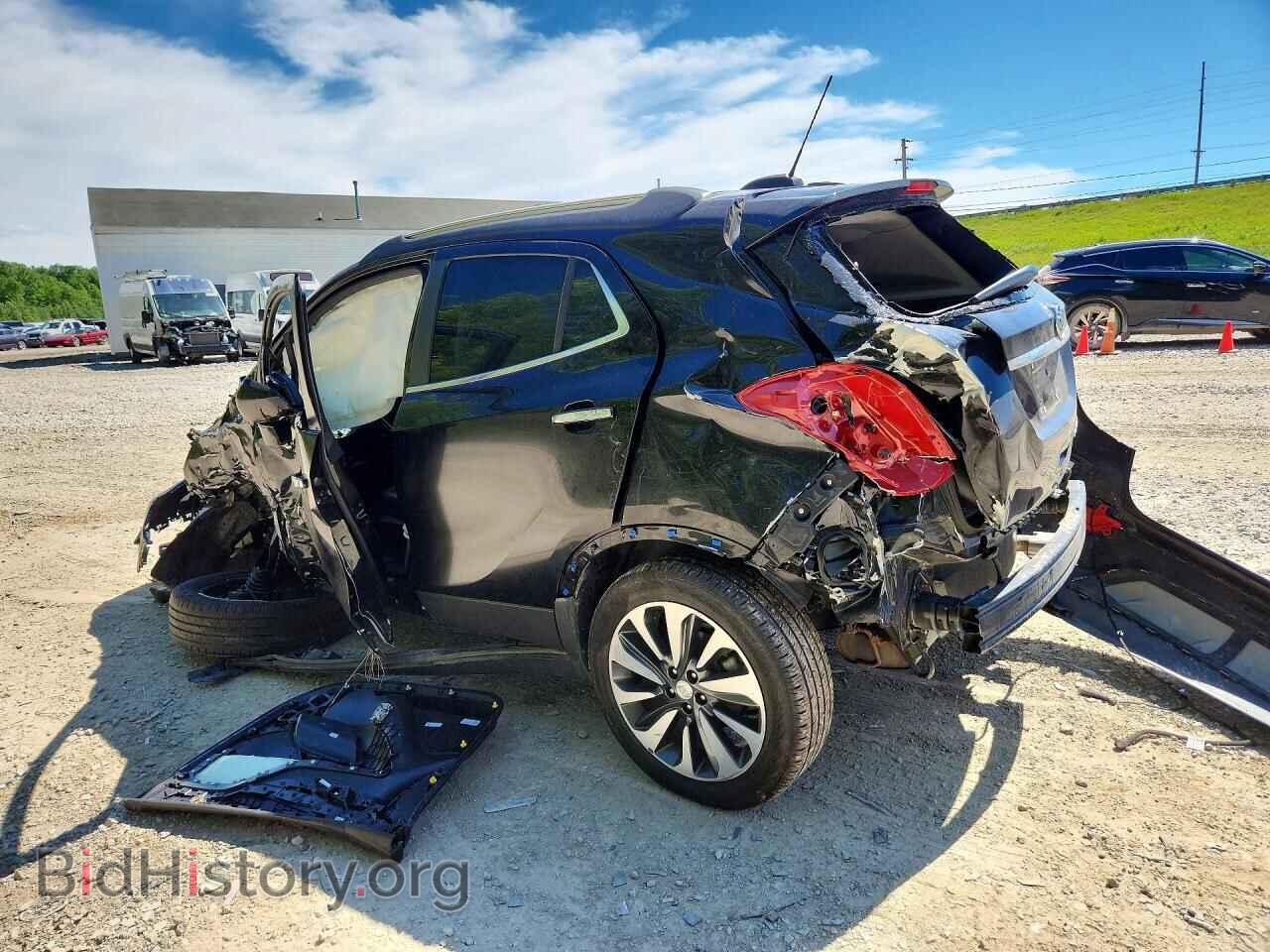 2022 BUICK ENCORE - VIN: KL4CJESM9NB566865 - Photo 2