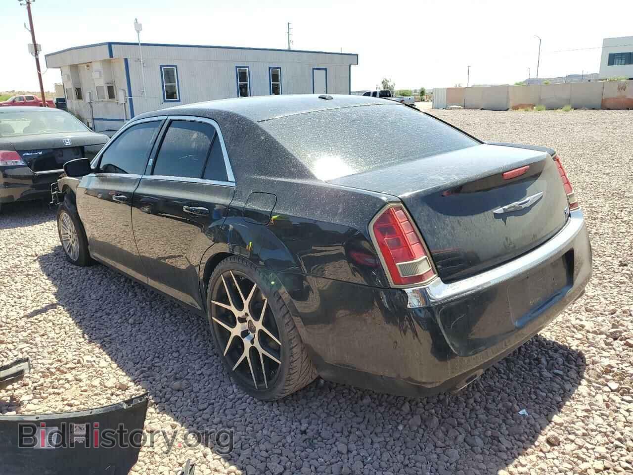 2012 CHRYSLER 300 - VIN: 2C3CCAAG3CH272925 - Фото 2