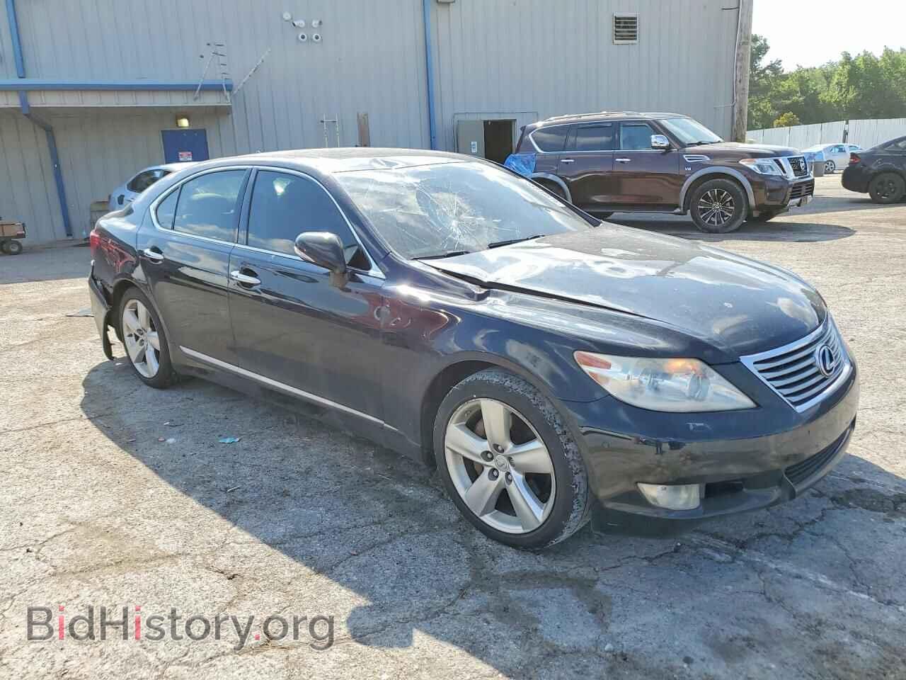 2012 LEXUS LS460 - VIN: JTHBL5EF5C5112065 - Photo 4