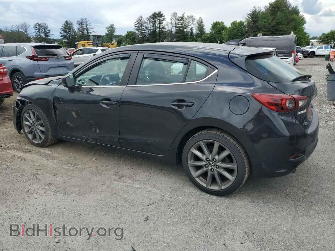 2018 MAZDA 3 - VIN: 3MZBN1M34JM262037 - Фото 2