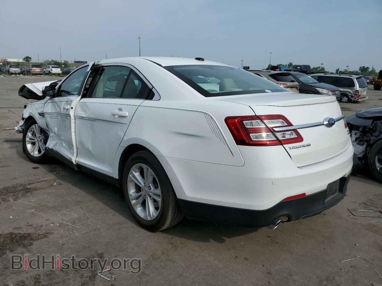 2018 FORD TAURUS - VIN: 1FAHP2E8XJG118550 - Фото 2