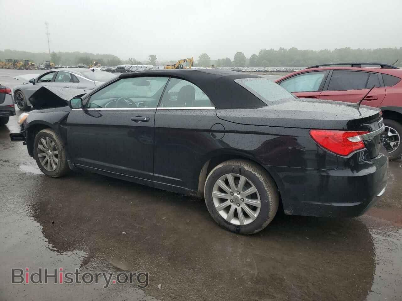 2011 CHRYSLER 200 - VIN: 1C3BC2EB3BN543259 - Фото 2