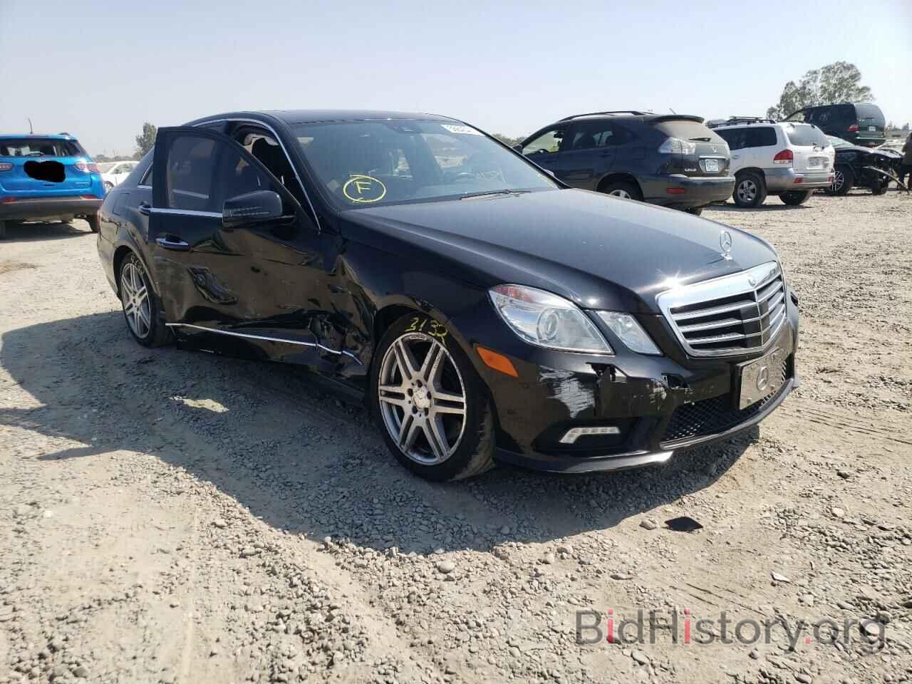 Photo WDDHF7CB2AA216456 - MERCEDES-BENZ E-CLASS 2010