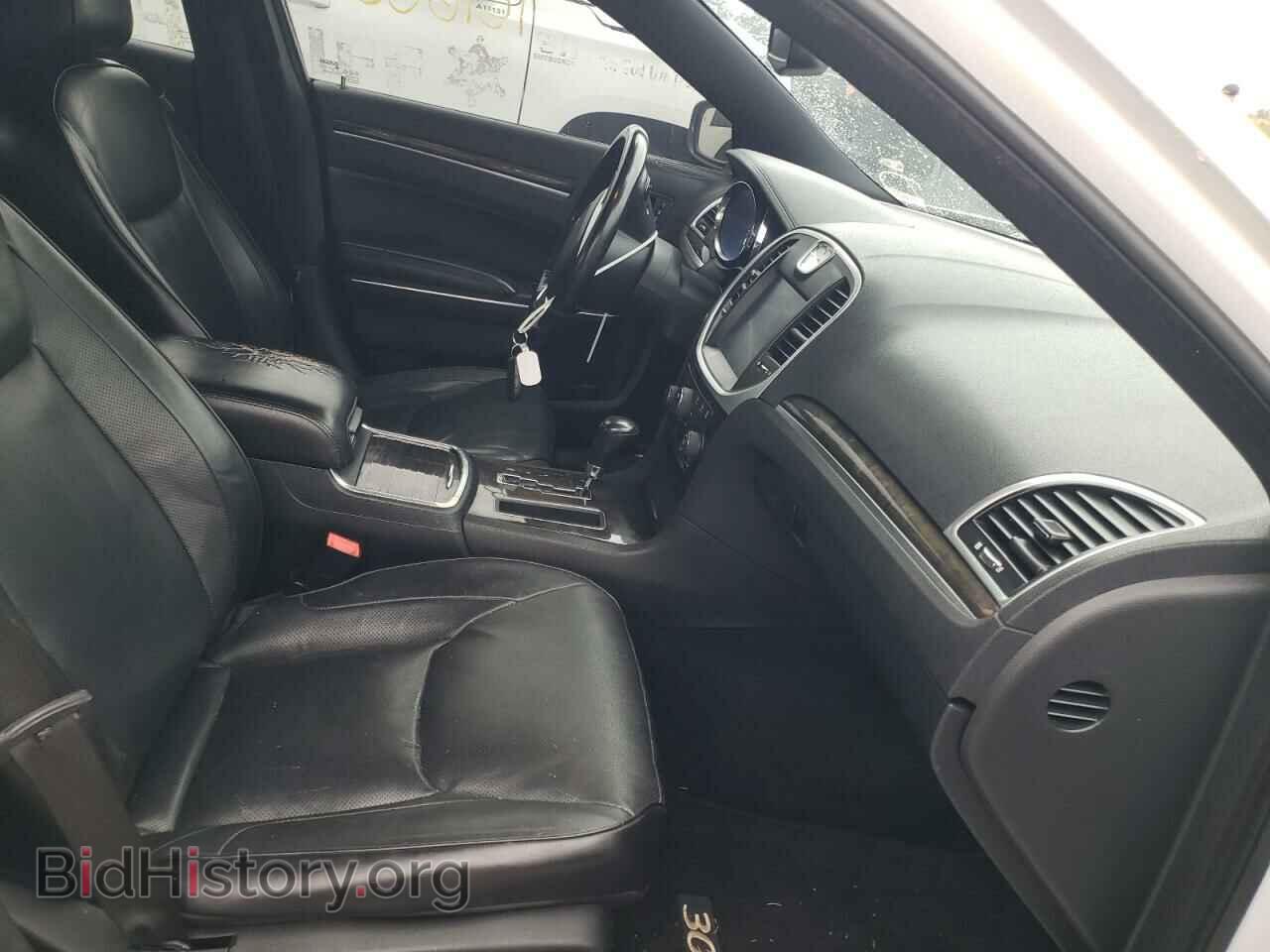 2012 CHRYSLER 300 - VIN: 2C3CCAET1CH136803 - Фото 5