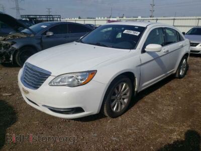 2011 Chrysler 200 Touring, белый — VIN 1C3BC1FB7BN625259, Copart