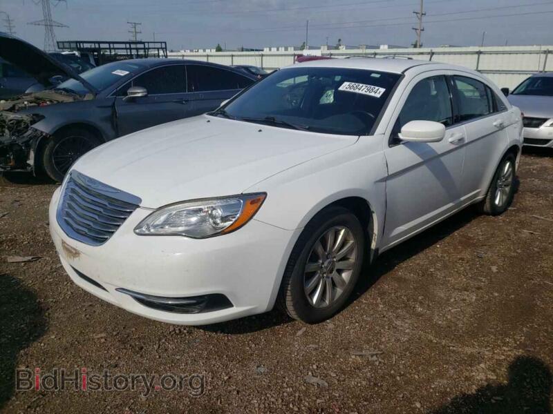 2011 Chrysler 200 Touring (VIN 1C3BC1FB7BN625259) — фото 1 из 12, Copart, повреждение: нормальный износ