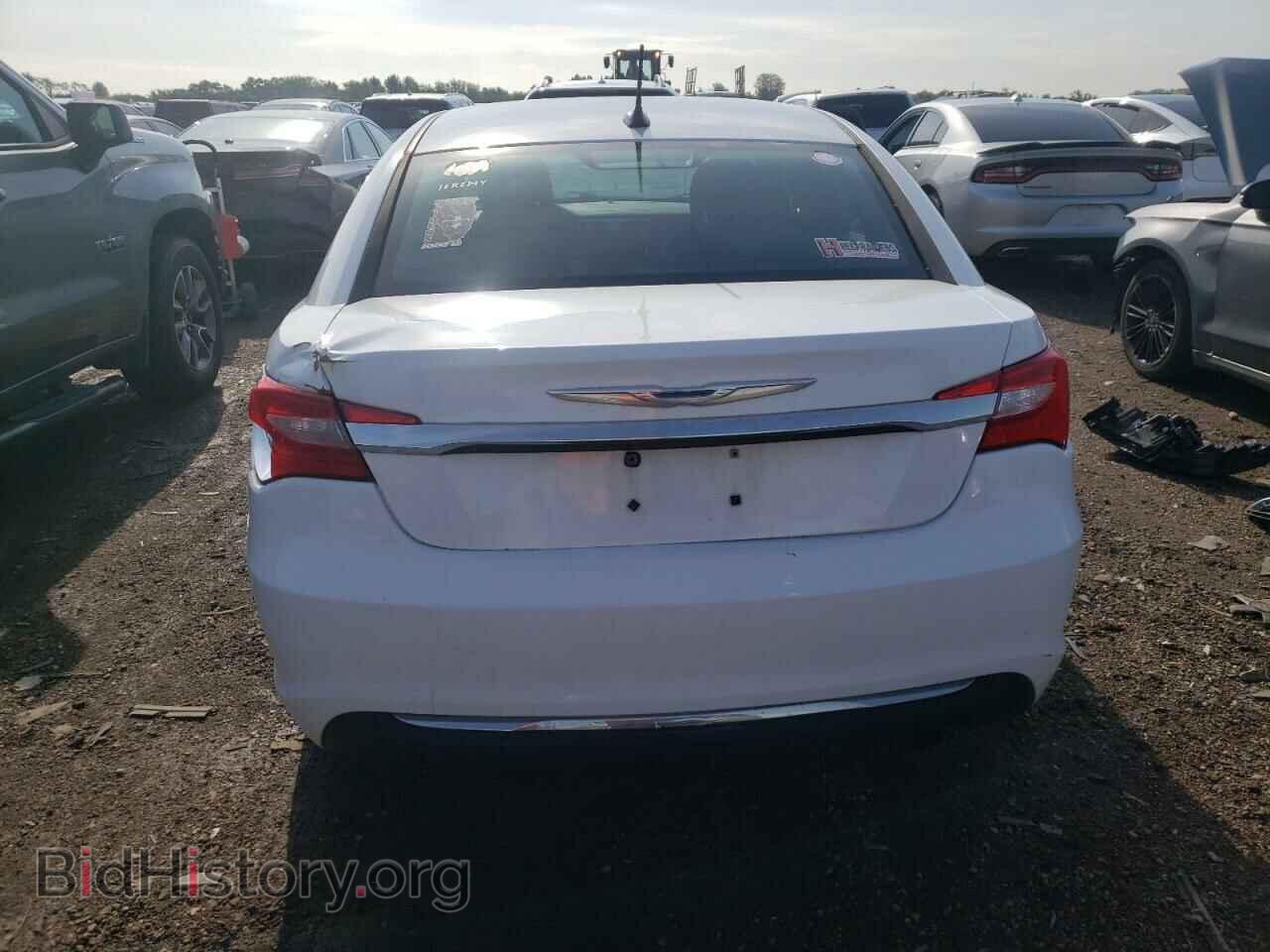 2011 CHRYSLER 200 - VIN: 1C3BC1FB7BN625259 - Фото 6