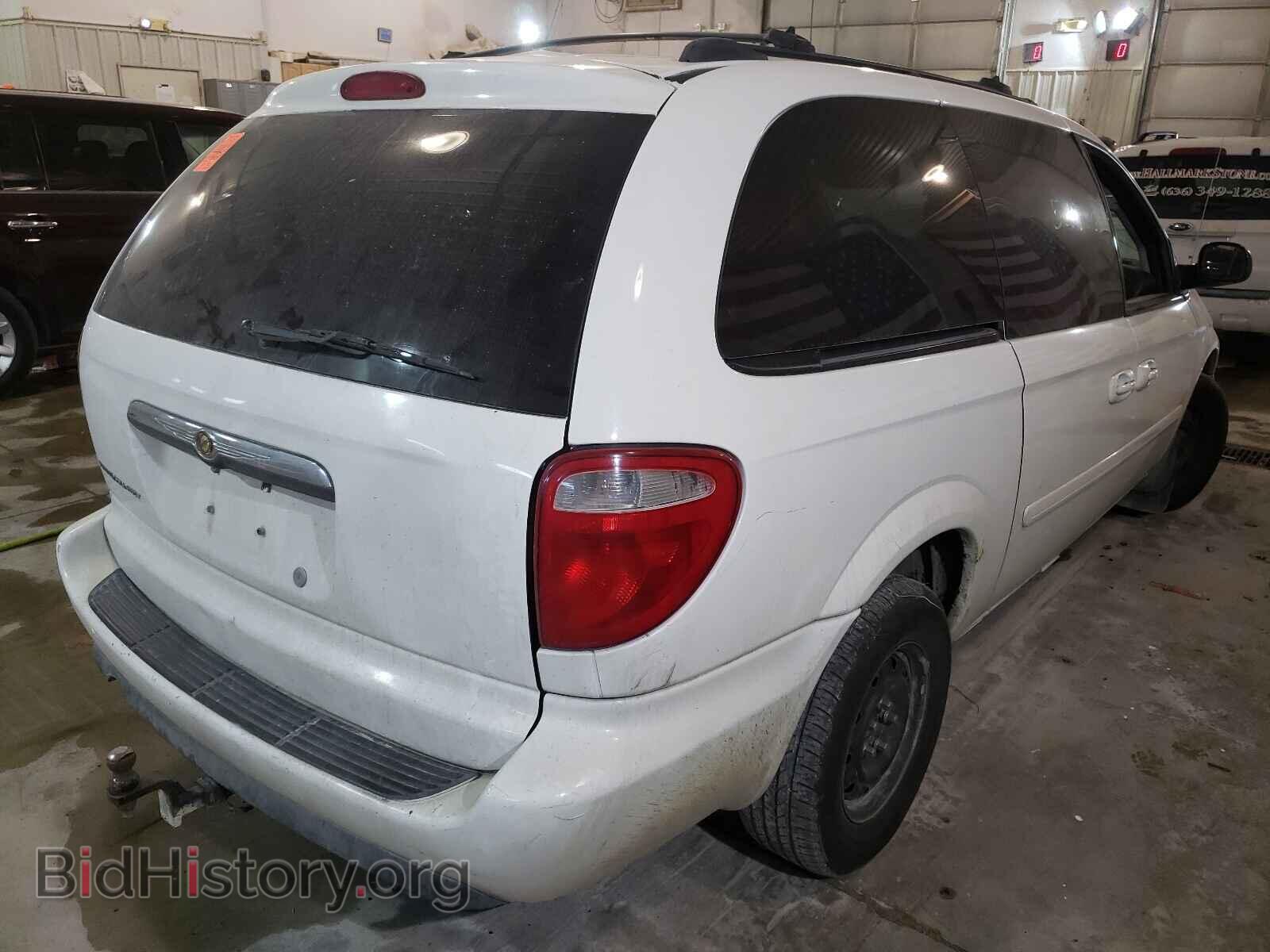 2006 CHRYSLER MINIVAN - VIN: 2A4GP44R66R729042 - Фото 4