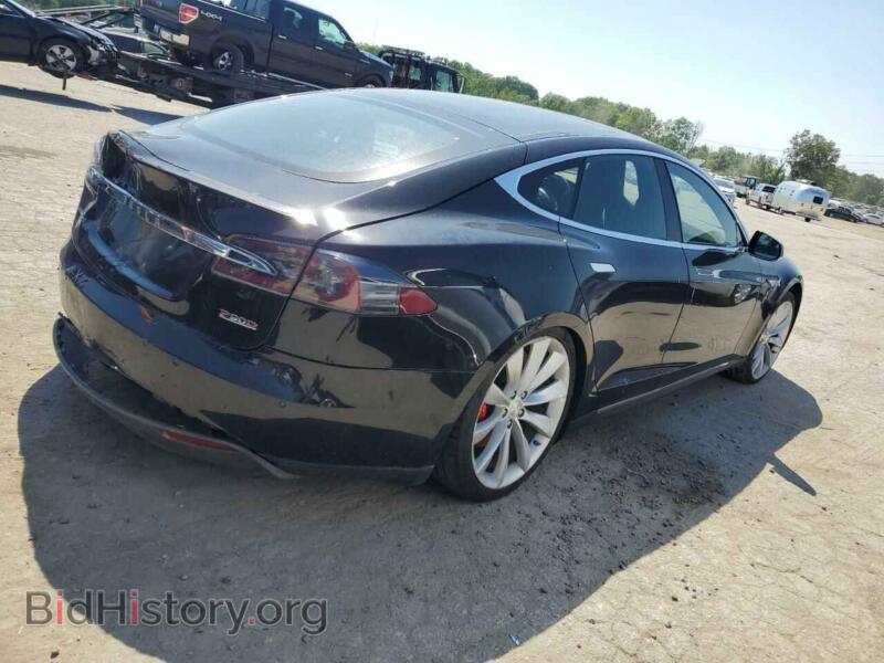 2016 Tesla MODEL S (VIN 5YJSA1E49GF128448) — фото 3 из 12