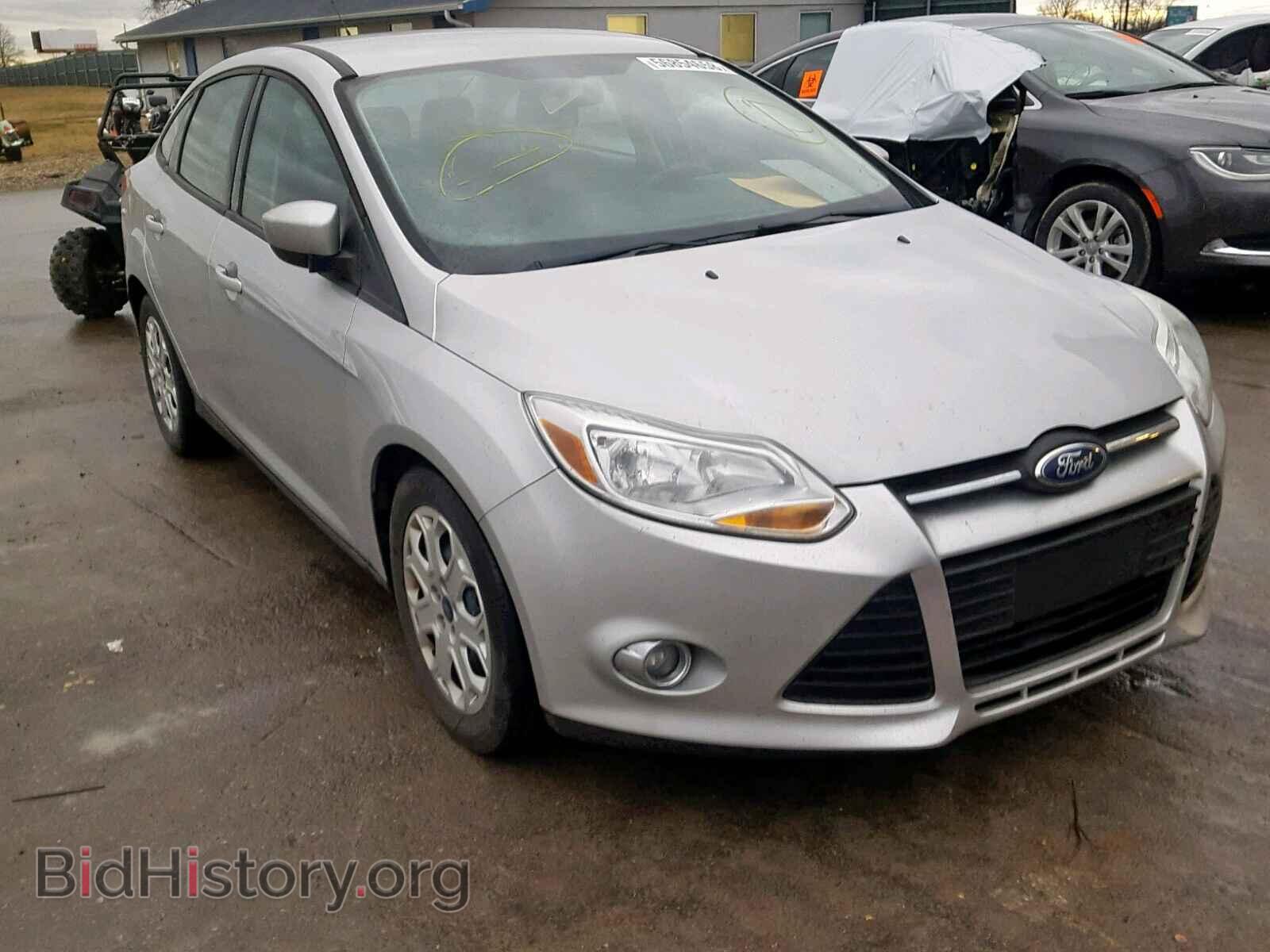 Photo 1FAHP3F25CL282329 - FORD FOCUS SE 2012