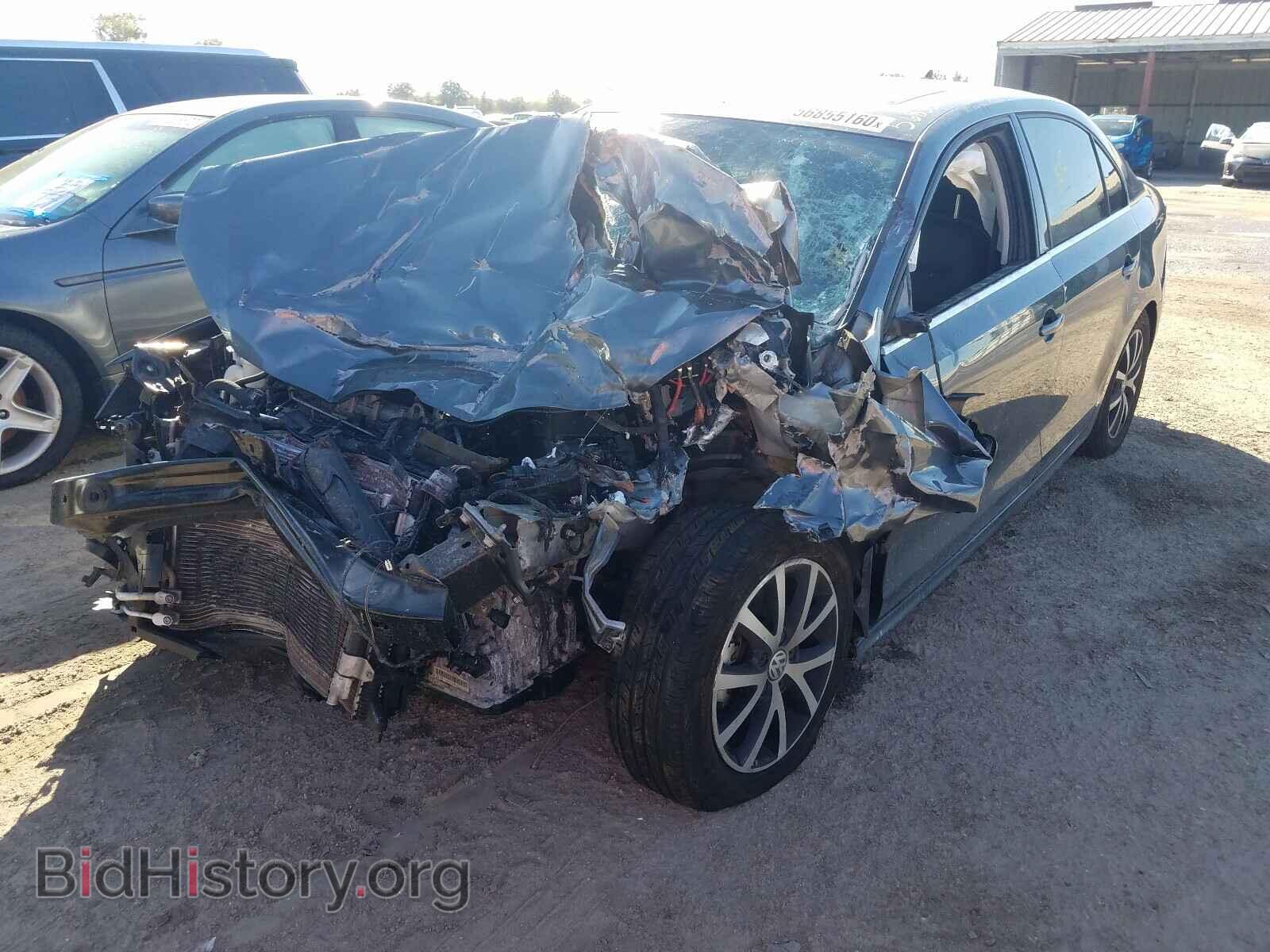 2017 VOLKSWAGEN JETTA - VIN: 3VWDB7AJ5HM292083 - Фото 2