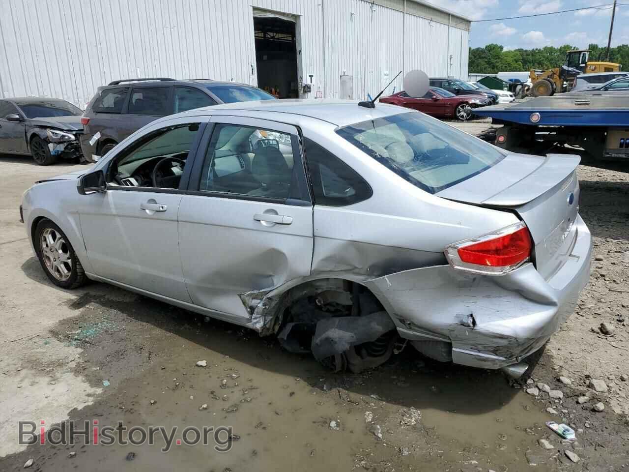 2009 FORD FOCUS - VIN: 1FAHP36N09W201013 - Фото 2