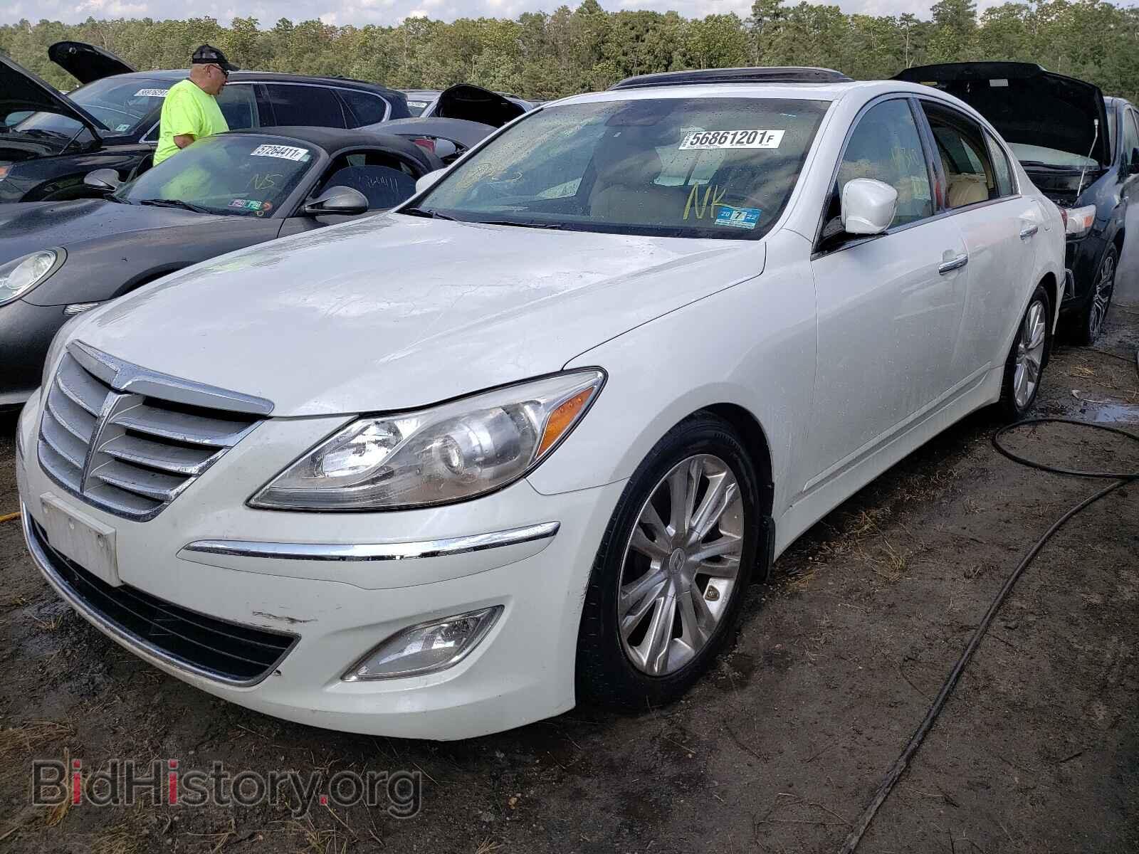 2013 HYUNDAI GENESIS - VIN: KMHGC4DD8DU237727 - Фото 2