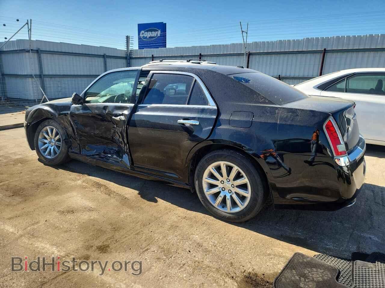 2013 CHRYSLER 300 - VIN: 2C3CCAET4DH541409 - Photo 2