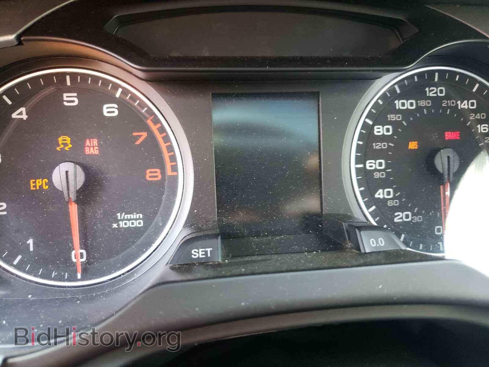 2011 AUDI A4 - VIN: WAUHFAFL8BN056215 - Фото 8