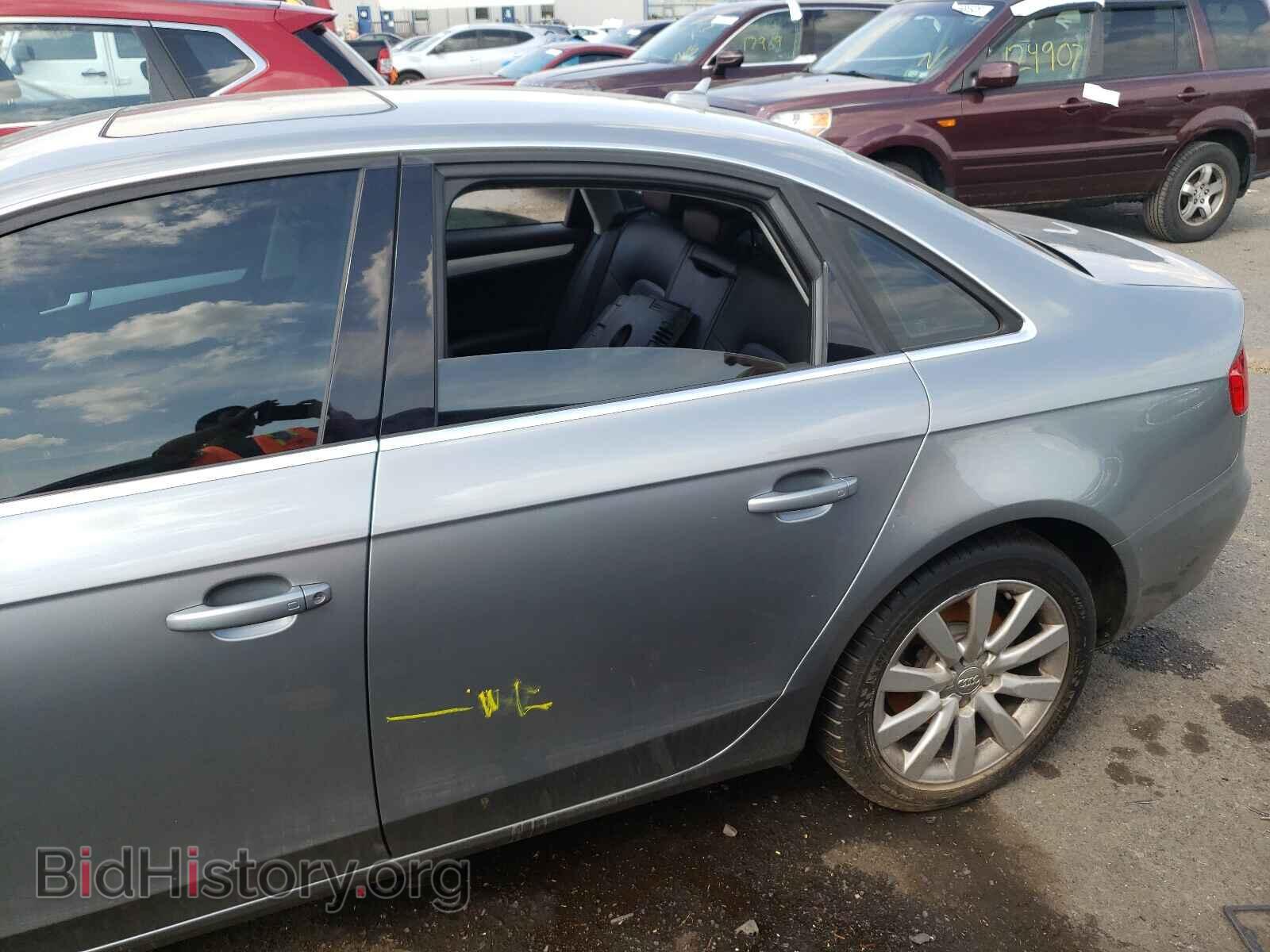 2011 AUDI A4 - VIN: WAUHFAFL8BN056215 - Фото 9