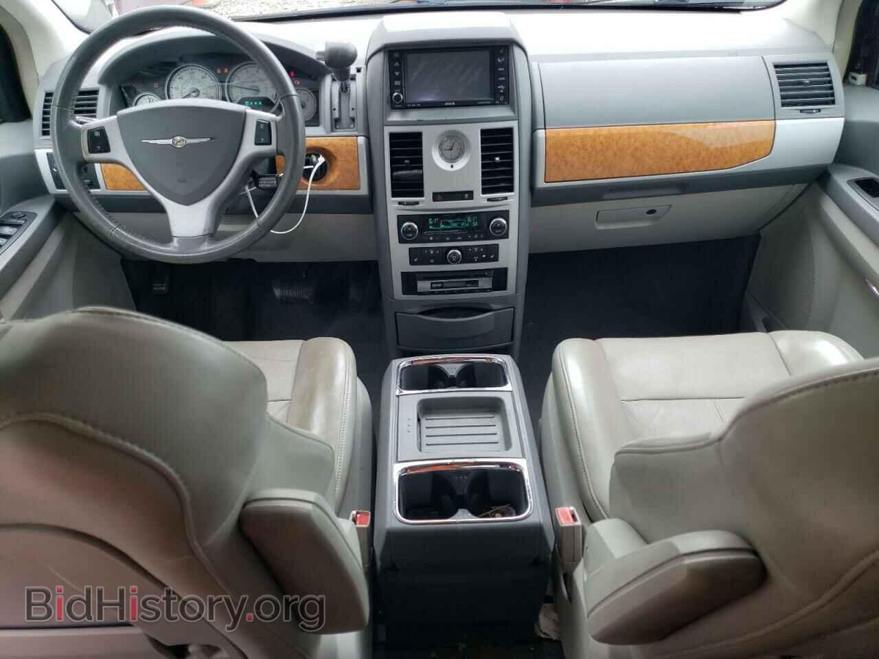 2008 CHRYSLER MINIVAN - VIN: 2A8HR64X48R661379 - Фото 8