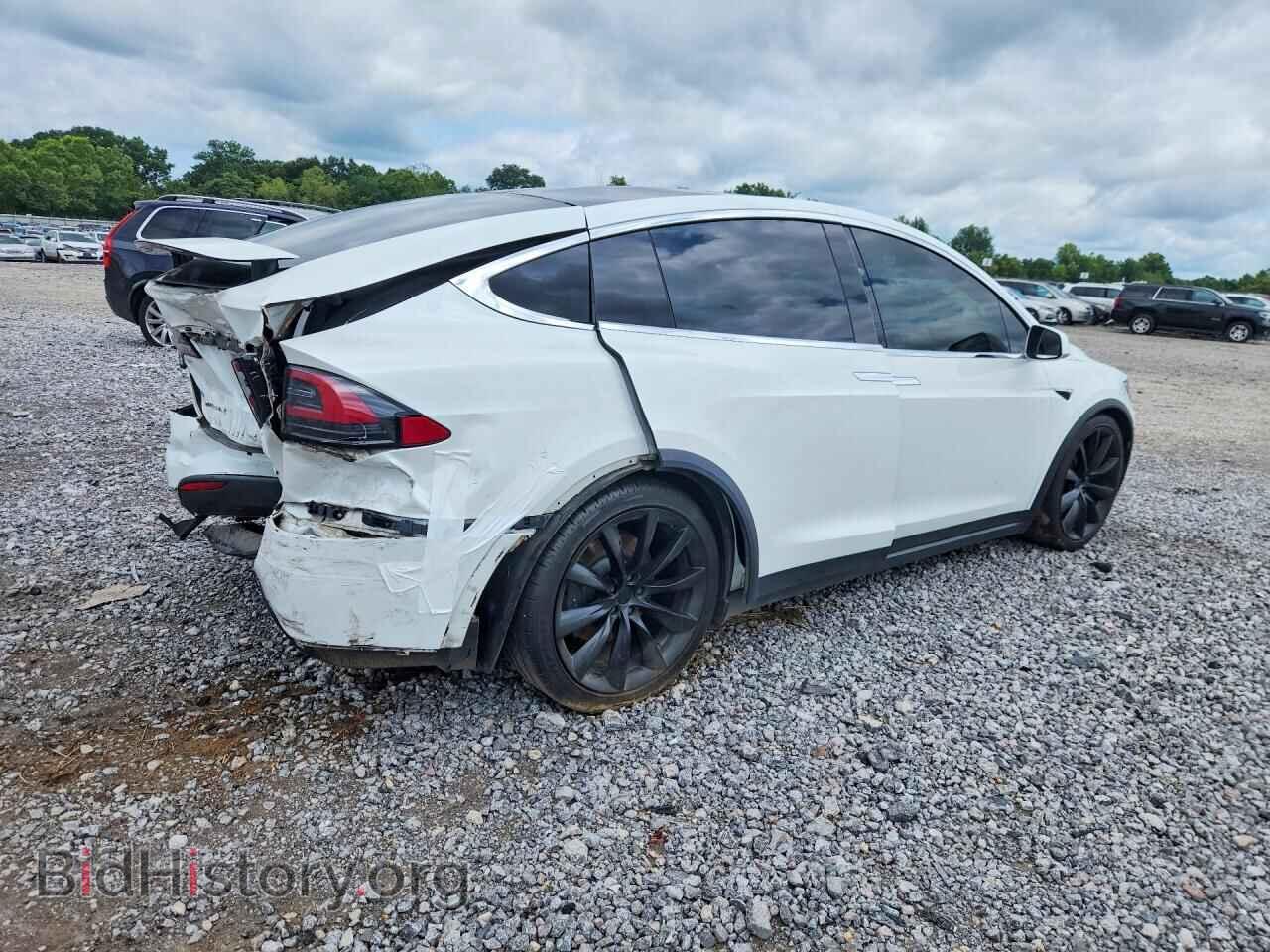 2017 TESLA MODEL X - VIN: 5YJXCBE20HF077010 - Photo 3