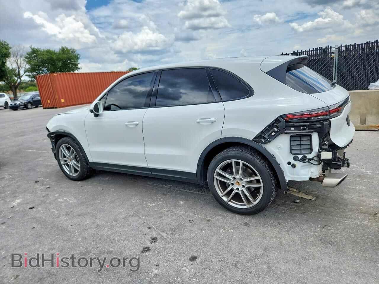 2021 PORSCHE CAYENNE - VIN: WP1AA2AY0MDA04869 - Photo 2