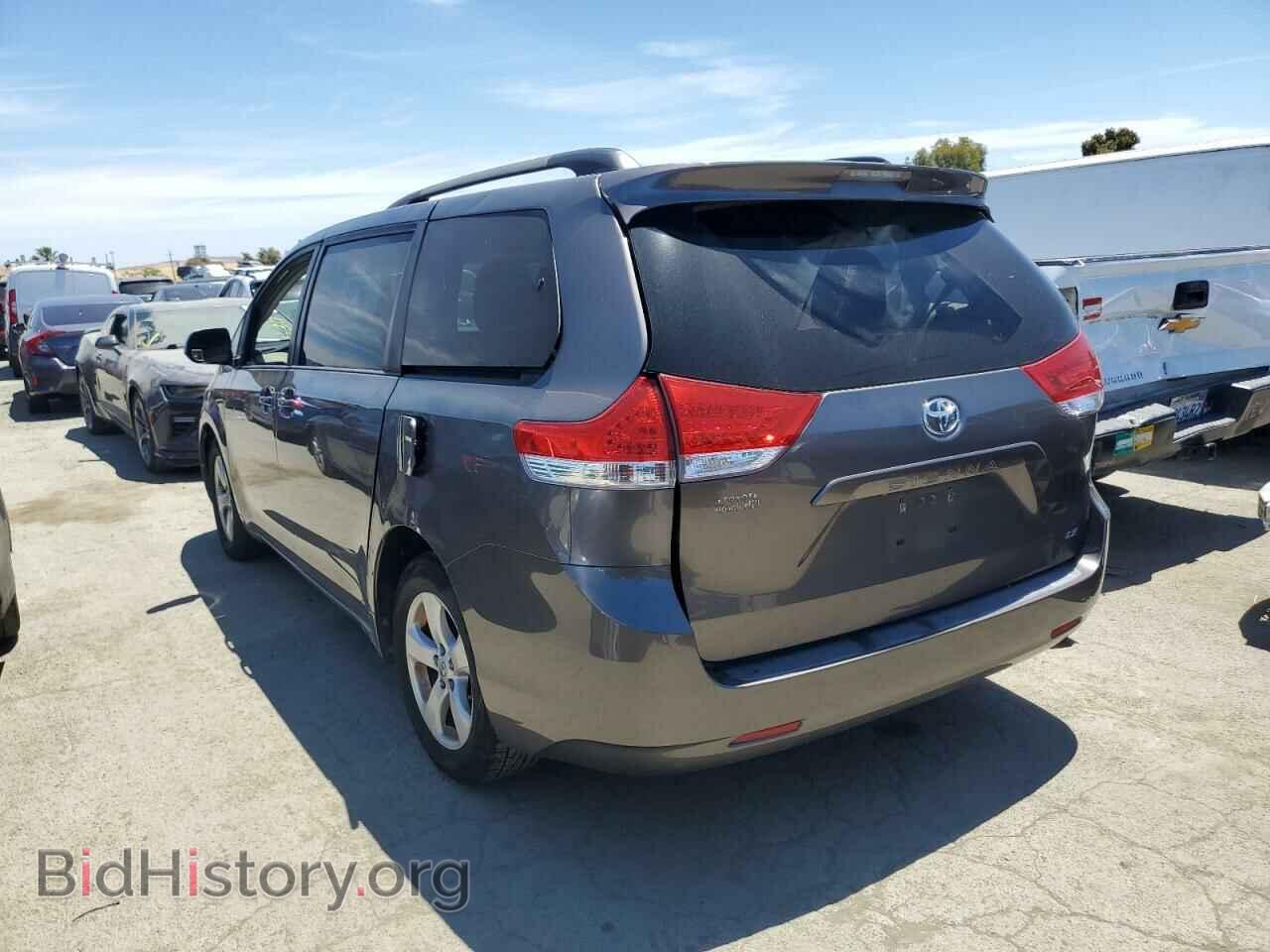 2012 TOYOTA All Models - VIN: 5TDKK3DC2CS184951 - Фото 2