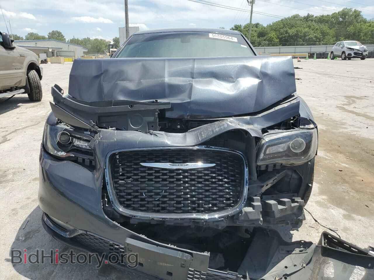 2017 CHRYSLER 300 - VIN: 2C3CCABG2HH668026 - Фото 5