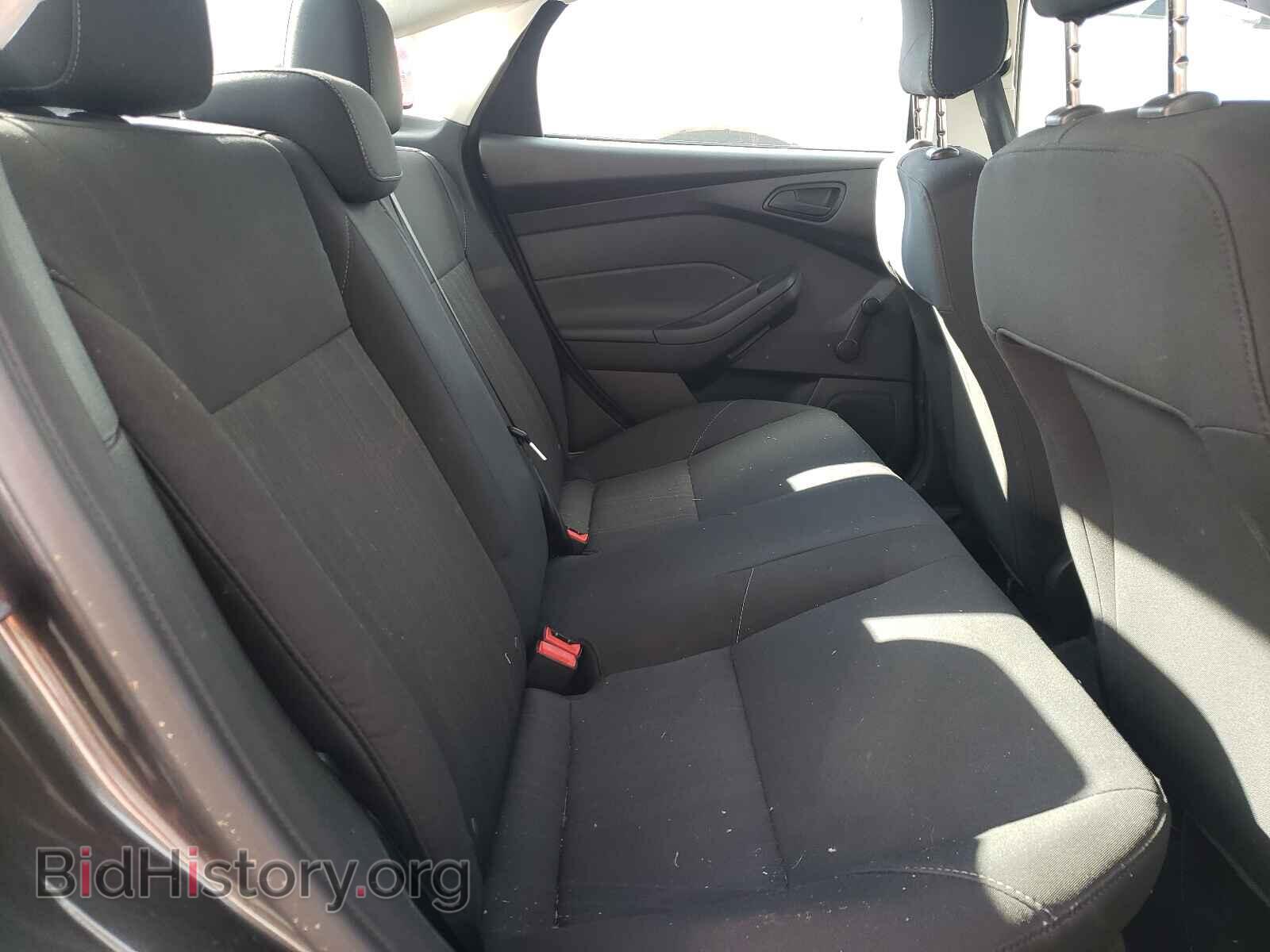 2017 FORD FOCUS - VIN: 1FADP3E26HL201975 - Photo 6