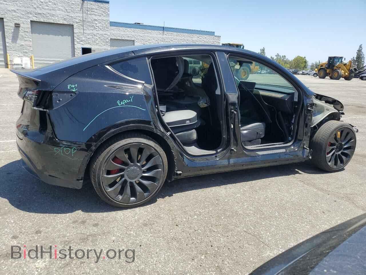 2022 TESLA MODEL Y - VIN: 7SAYGDEF2NF443037 - Фото 3