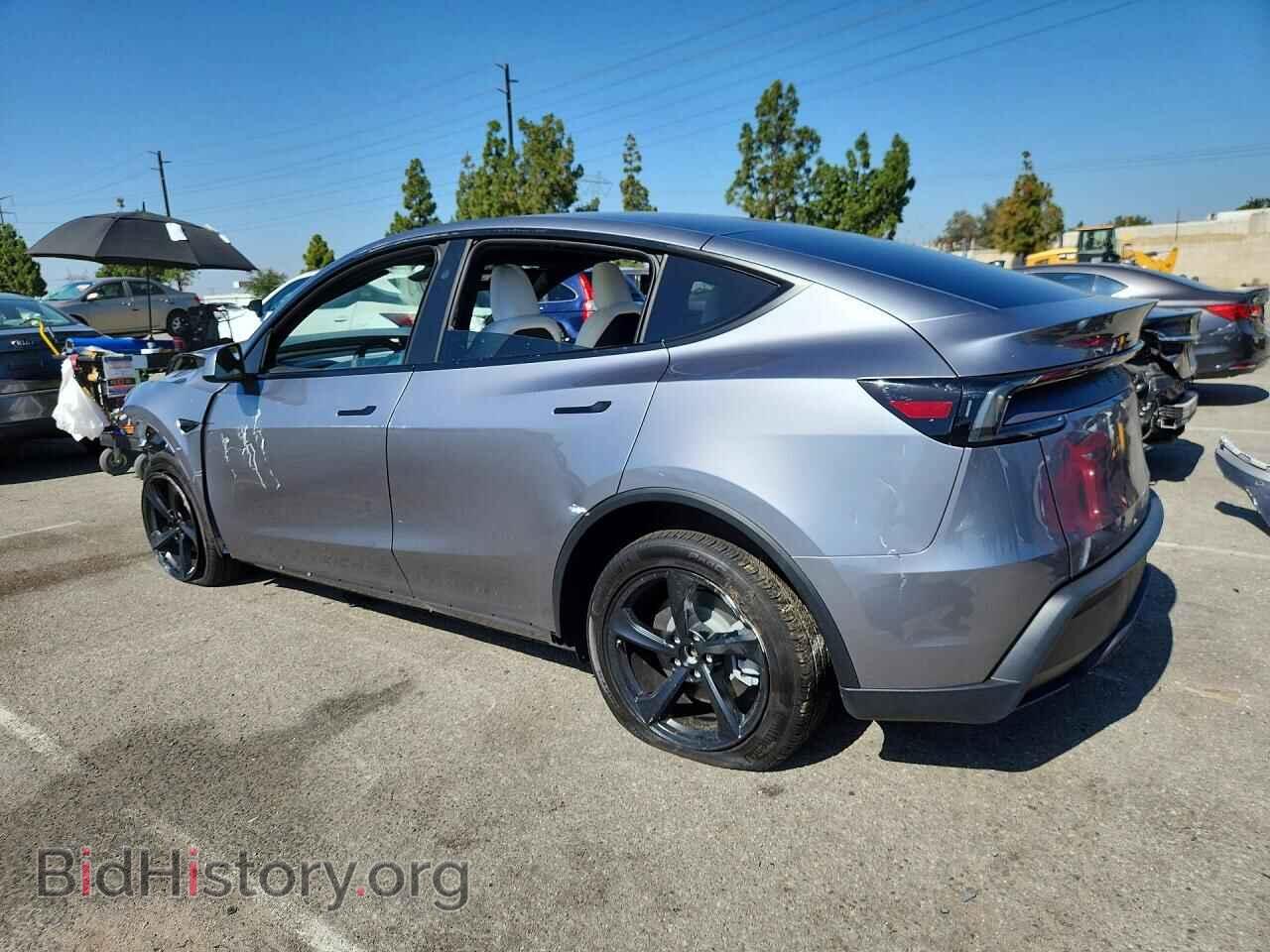 2026 TESLA MODEL Y - VIN: 7SAYGDED3TF599020 - Фото 2