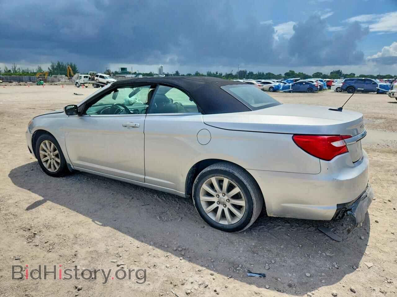 2012 CHRYSLER 200 - VIN: 1C3BCBEB6CN160384 - Фото 2