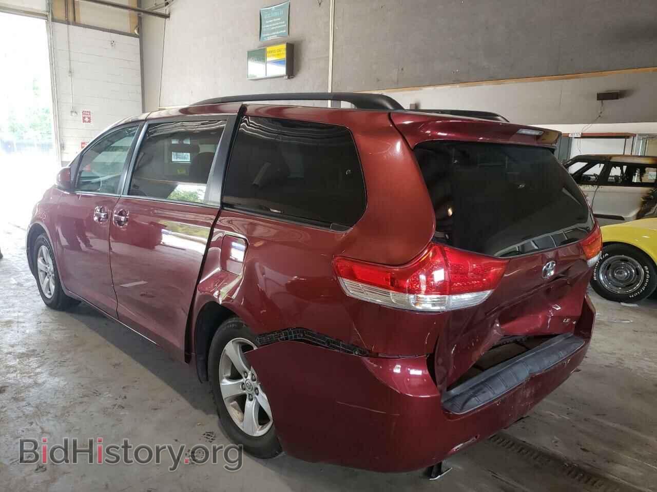 2013 TOYOTA SIENNA - VIN: 5TDKK3DC8DS344669 - Фото 3