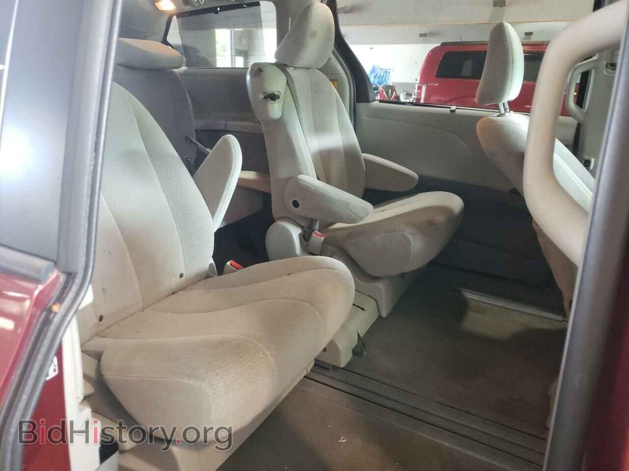 2013 TOYOTA SIENNA - VIN: 5TDKK3DC8DS344669 - Фото 6