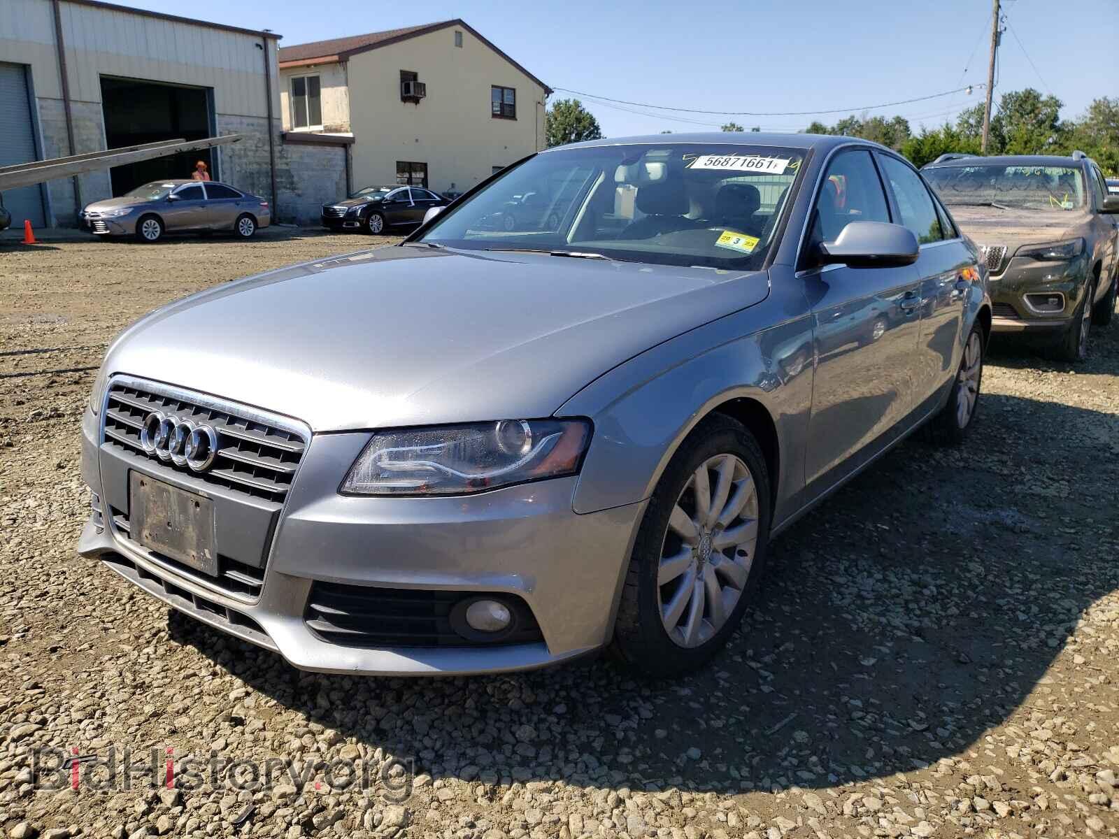 2011 AUDI A4 - VIN: WAUHFAFL4BN002944 - Фото 2