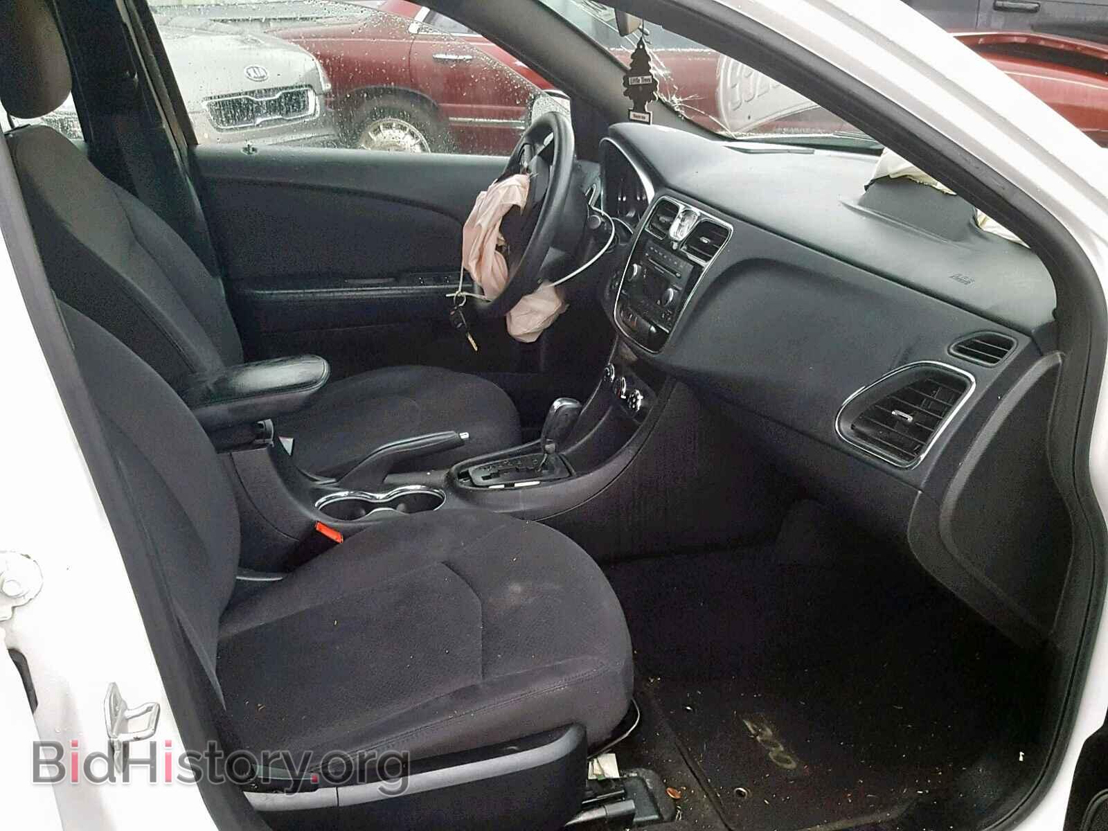 2012 CHRYSLER 200 - VIN: 1C3CCBAB3CN281772 - Фото 5