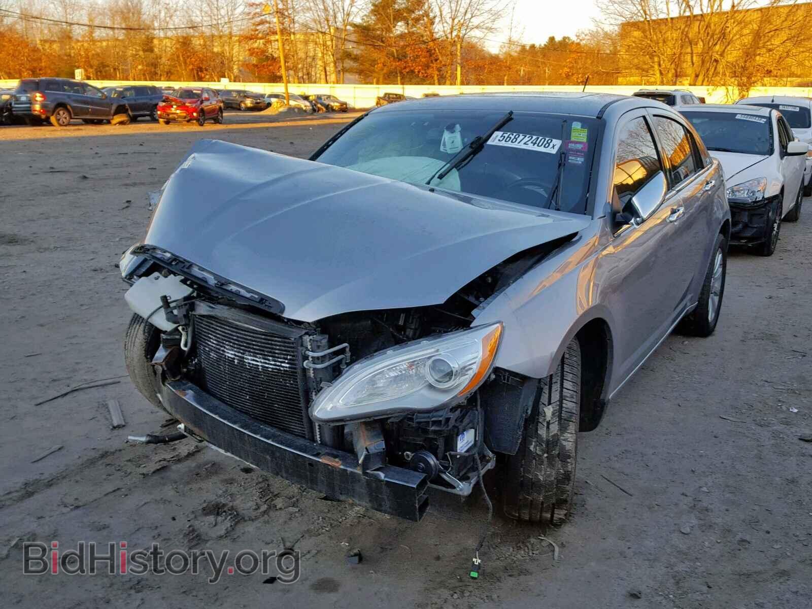 2013 CHRYSLER 200 - VIN: 1C3CCBCG3DN611971 - Фото 2