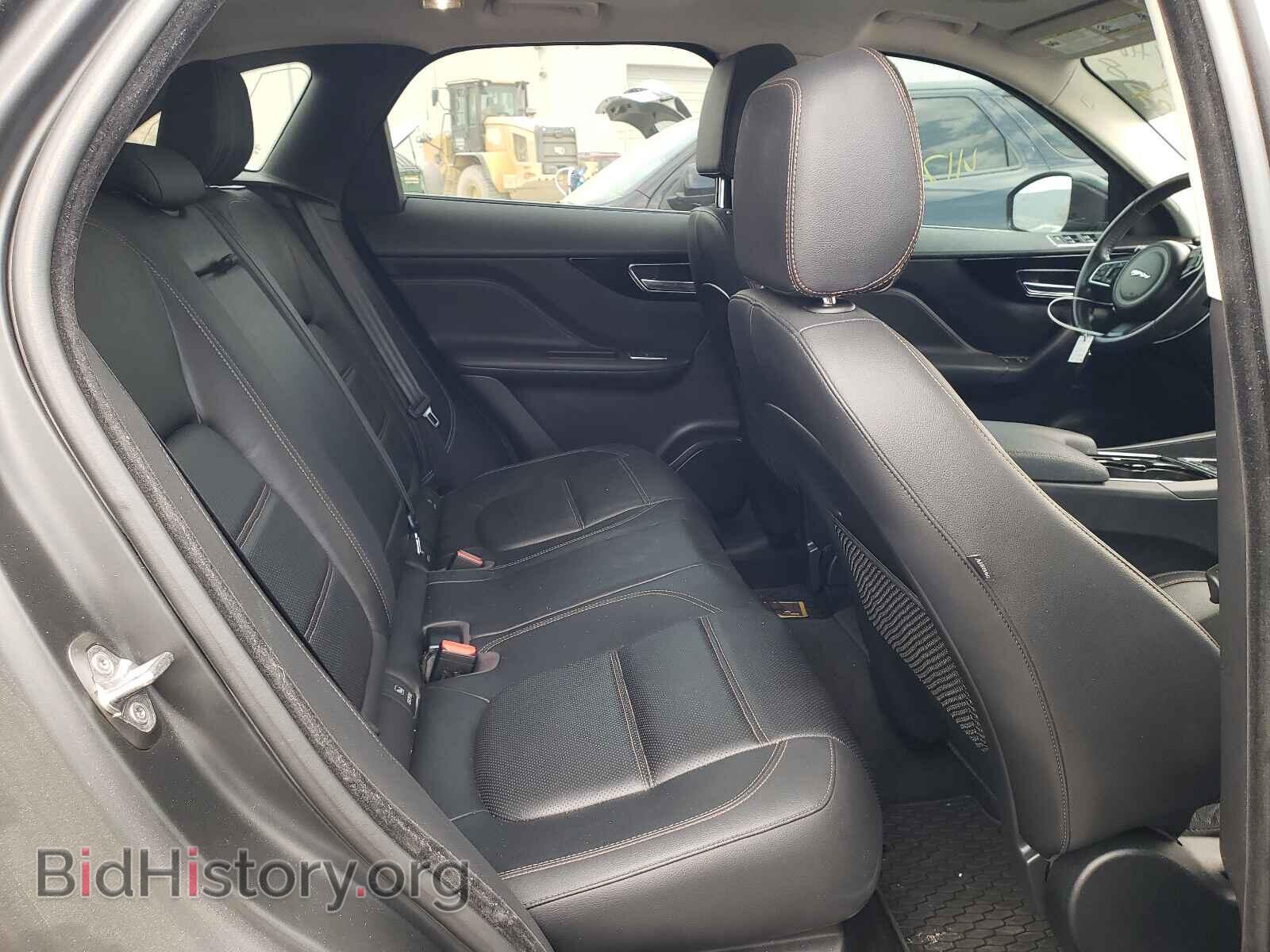 2017 JAGUAR F-PACE - VIN: SADCK2BVXHA899021 - Photo 6