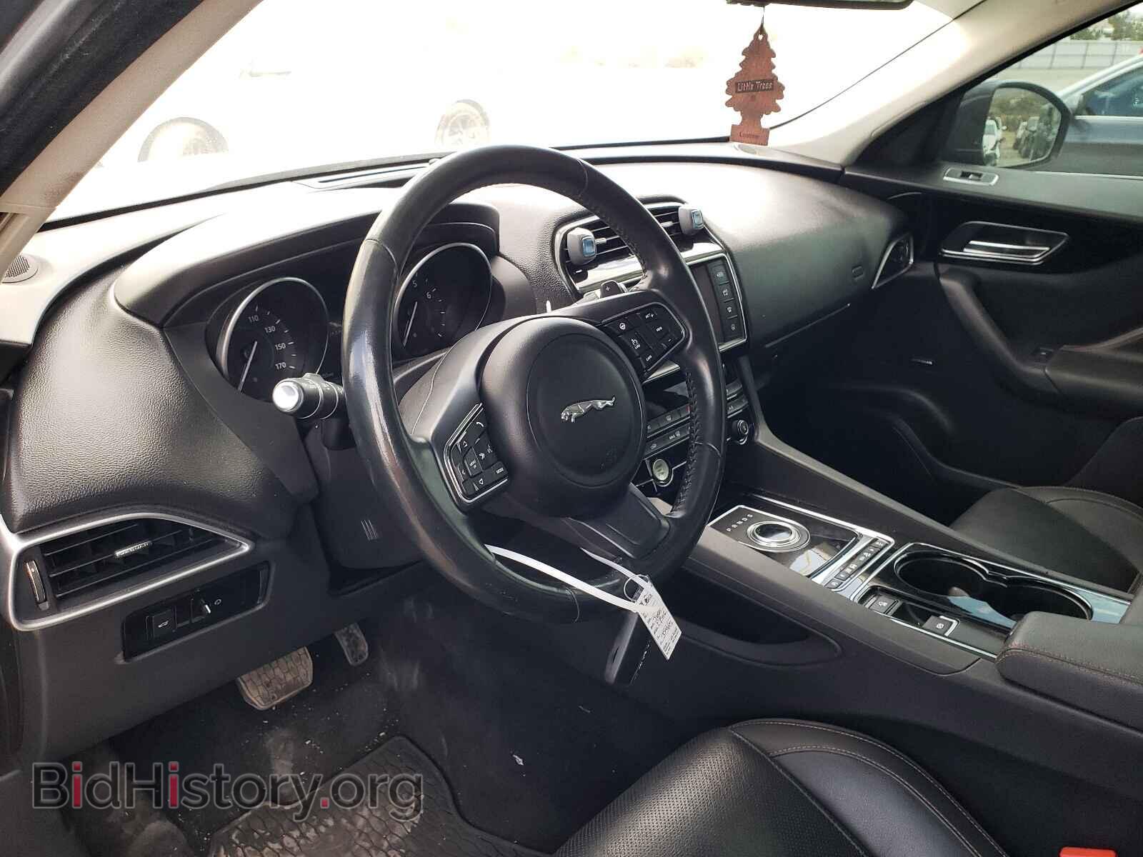 2017 JAGUAR F-PACE - VIN: SADCK2BVXHA899021 - Photo 9