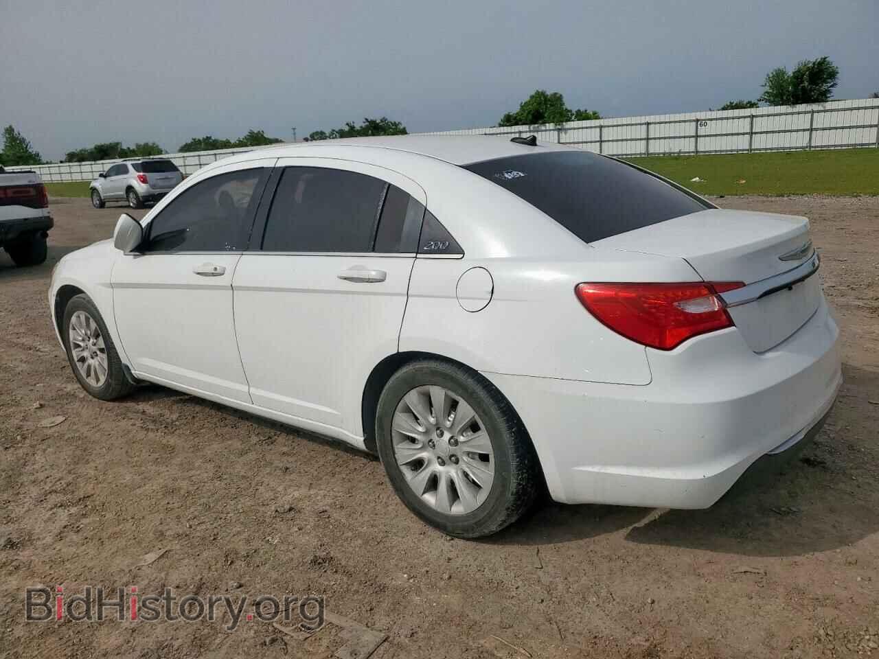2012 CHRYSLER 200 - VIN: 1C3CCBAB6CN273665 - Фото 2