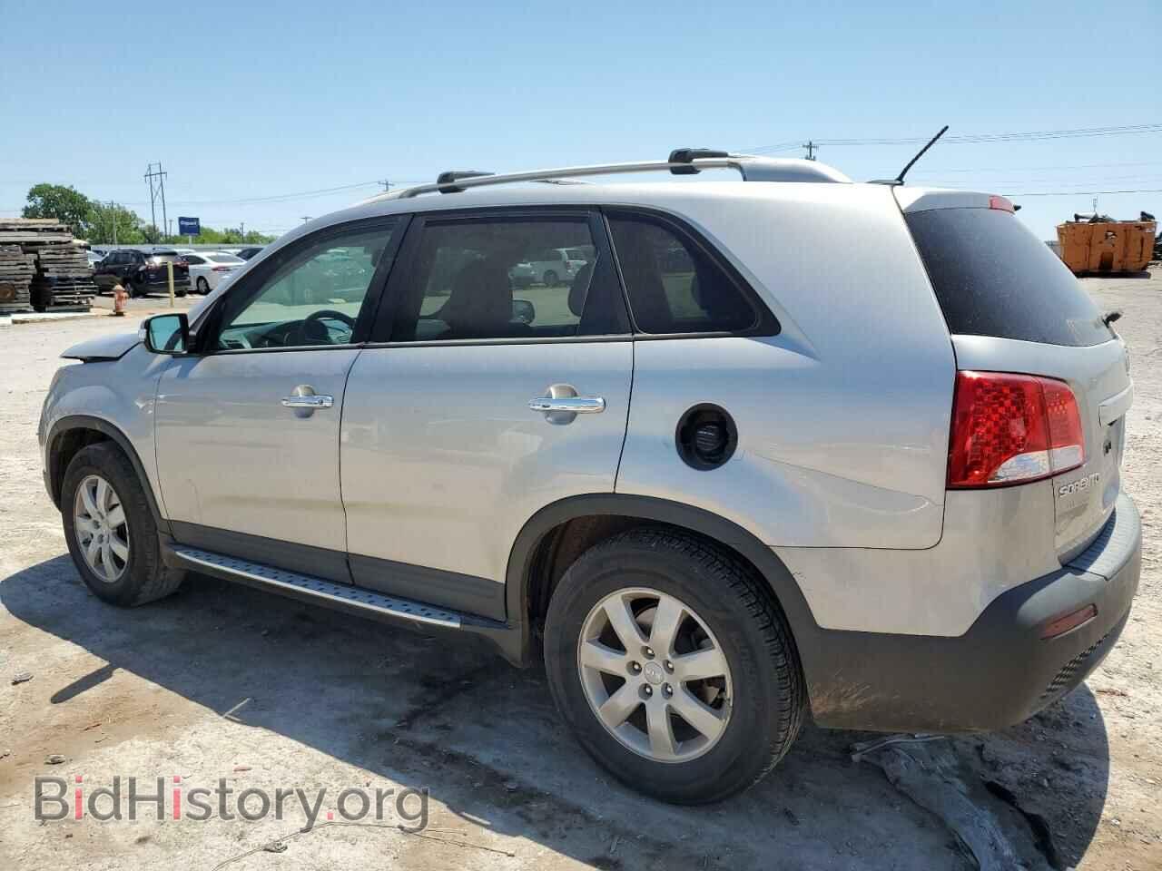 2012 KIA SORENTO - VIN: 5XYKT3A60CG300933 - Фото 2