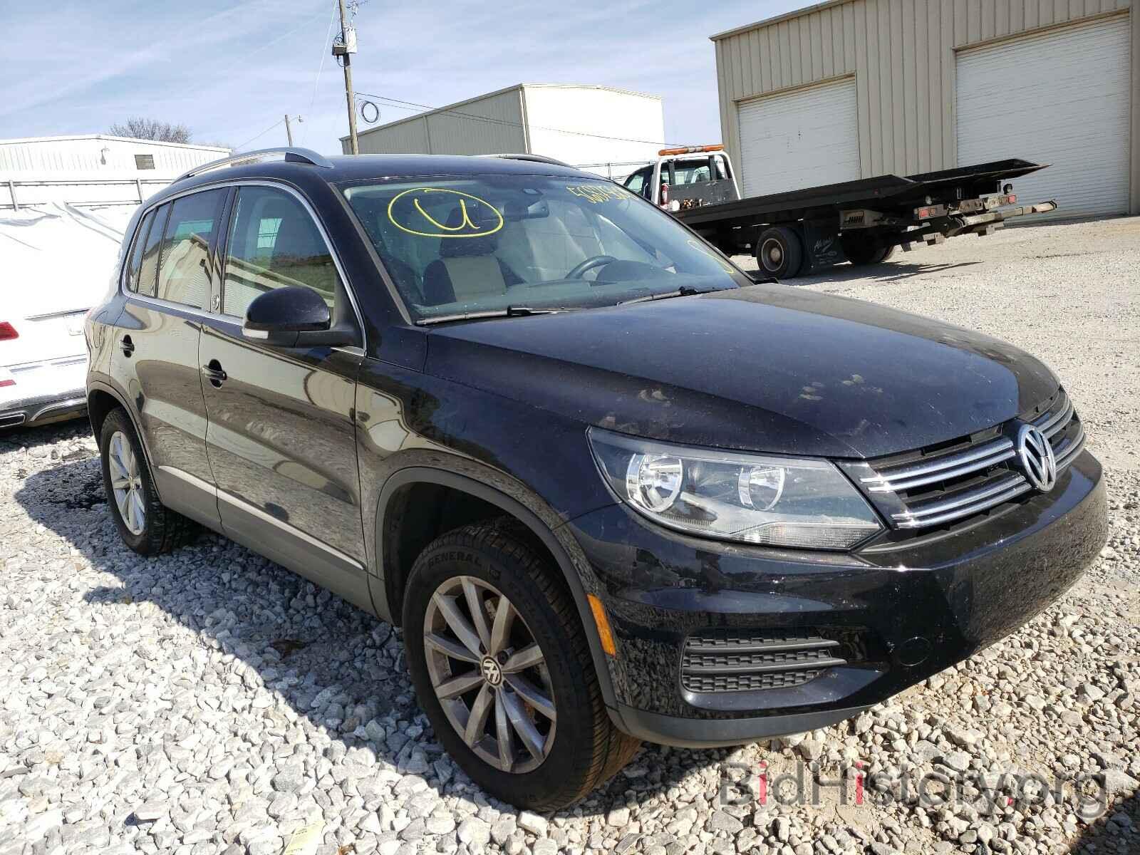 Фотография WVGRV7AX0HK041818 - VOLKSWAGEN TIGUAN 2017