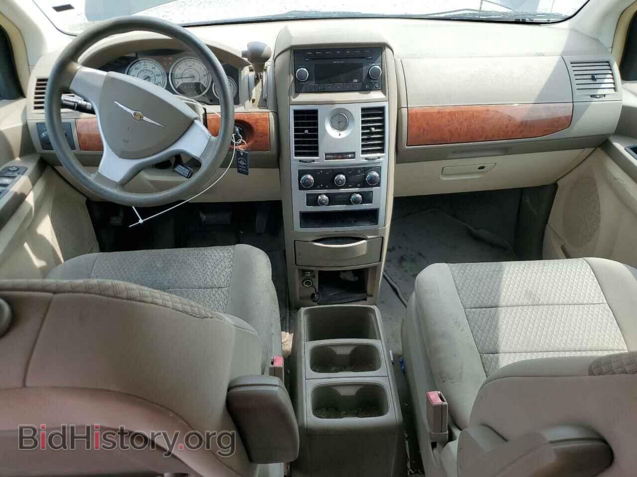 2009 CHRYSLER MINIVAN - VIN: 2A8HR44E49R619928 - Фото 8