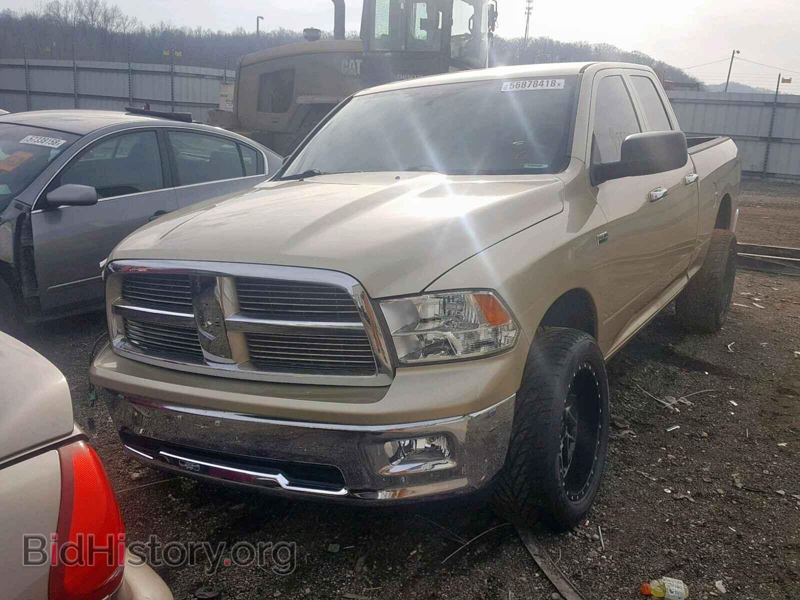 2011 DODGE RAM 1500 - VIN: 1D7RB1GT2BS657810 - Фото 2