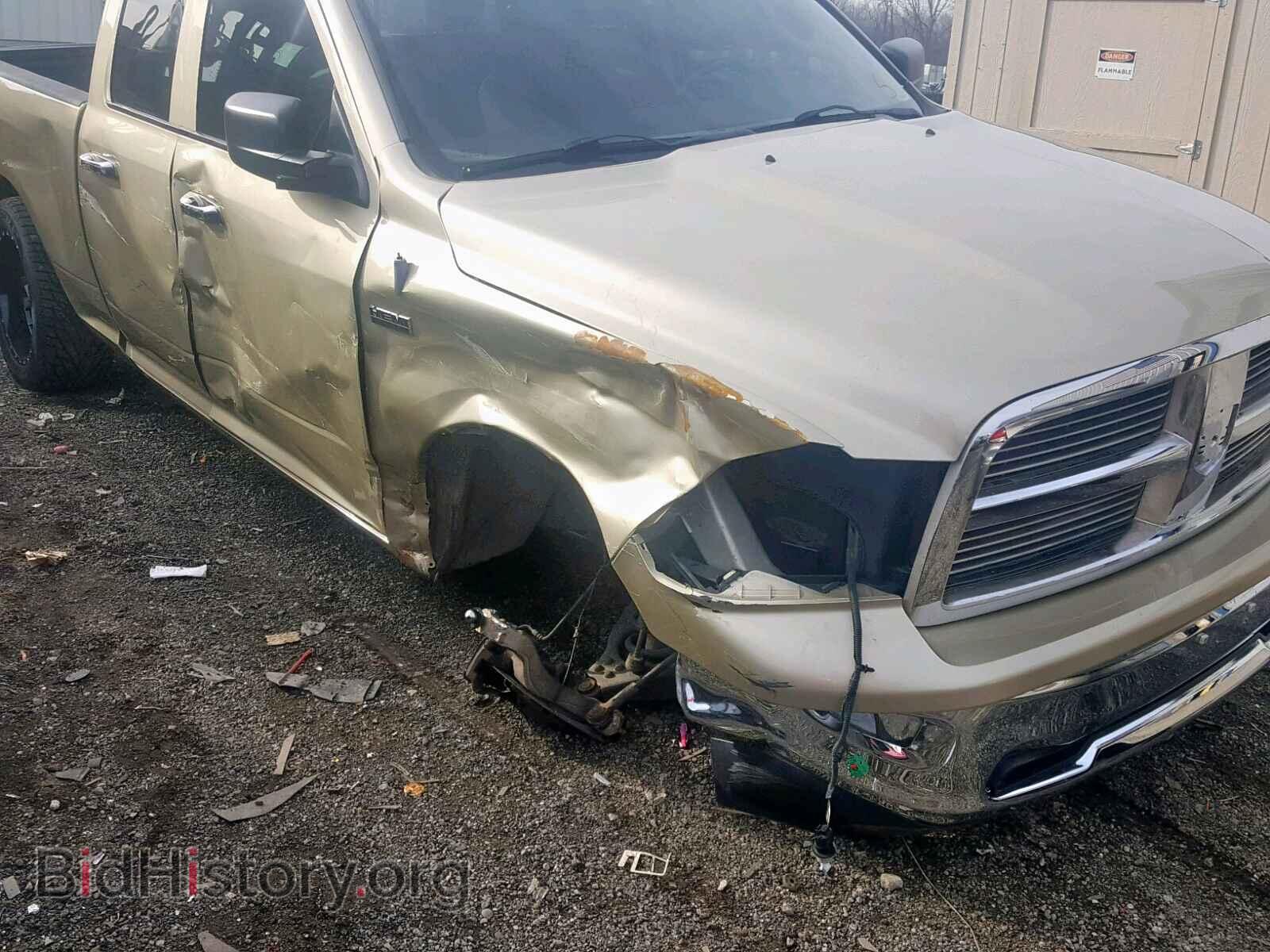 2011 DODGE RAM 1500 - VIN: 1D7RB1GT2BS657810 - Фото 9