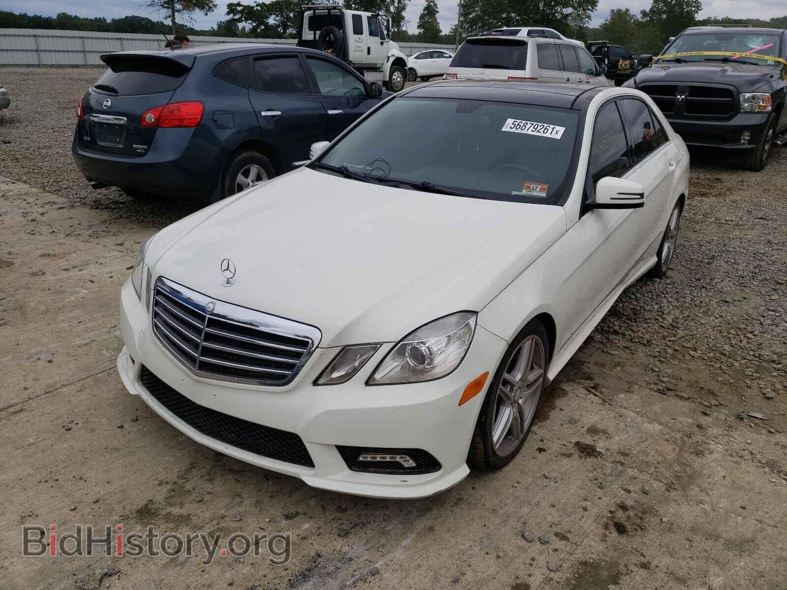 2011 MERCEDES-BENZ E-CLASS - VIN: WDDHF8HB0BA338555 - Фото 2