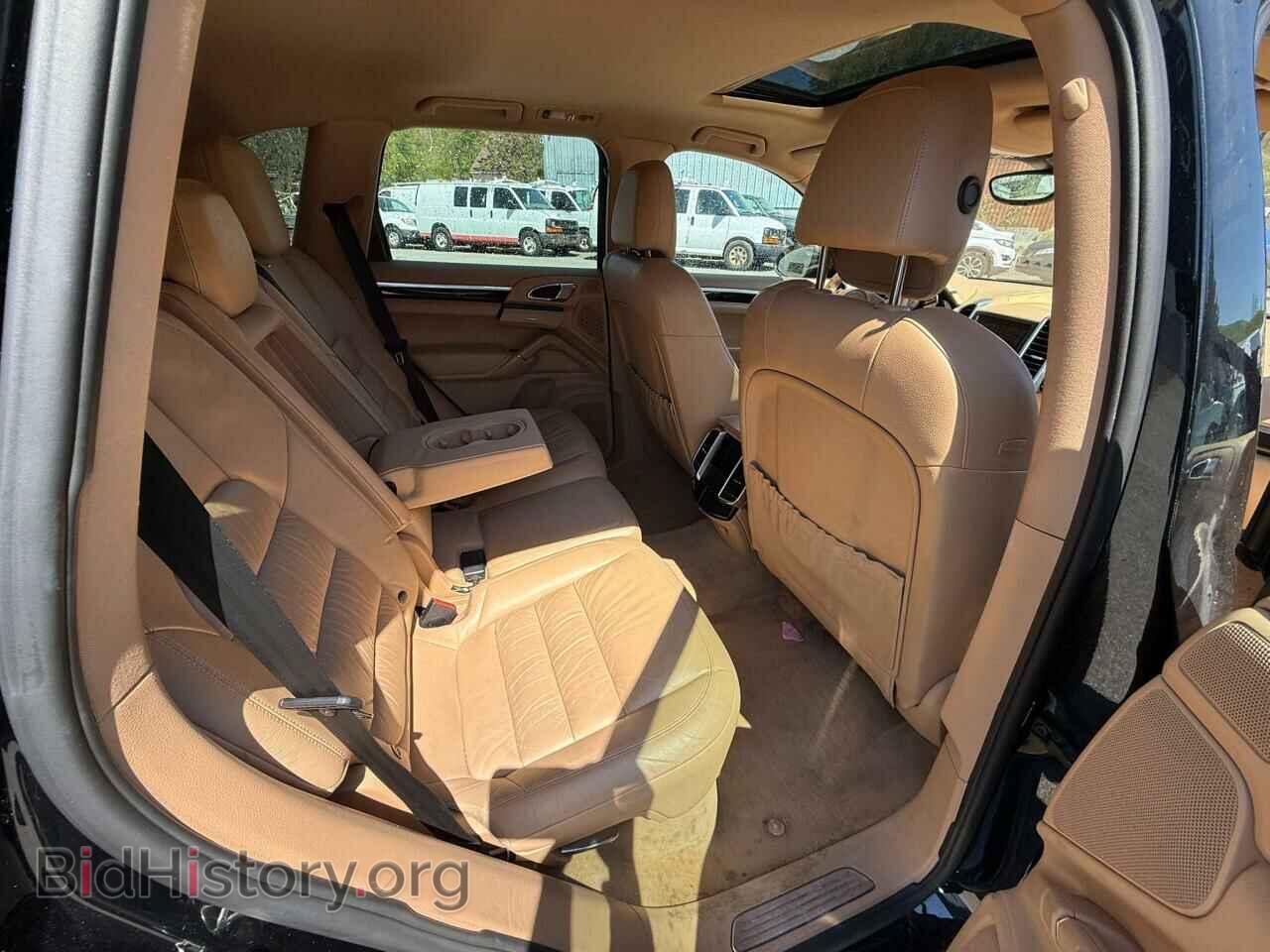 2012 PORSCHE CAYENNE - VIN: WP1AE2A28CLA94048 - Photo 6
