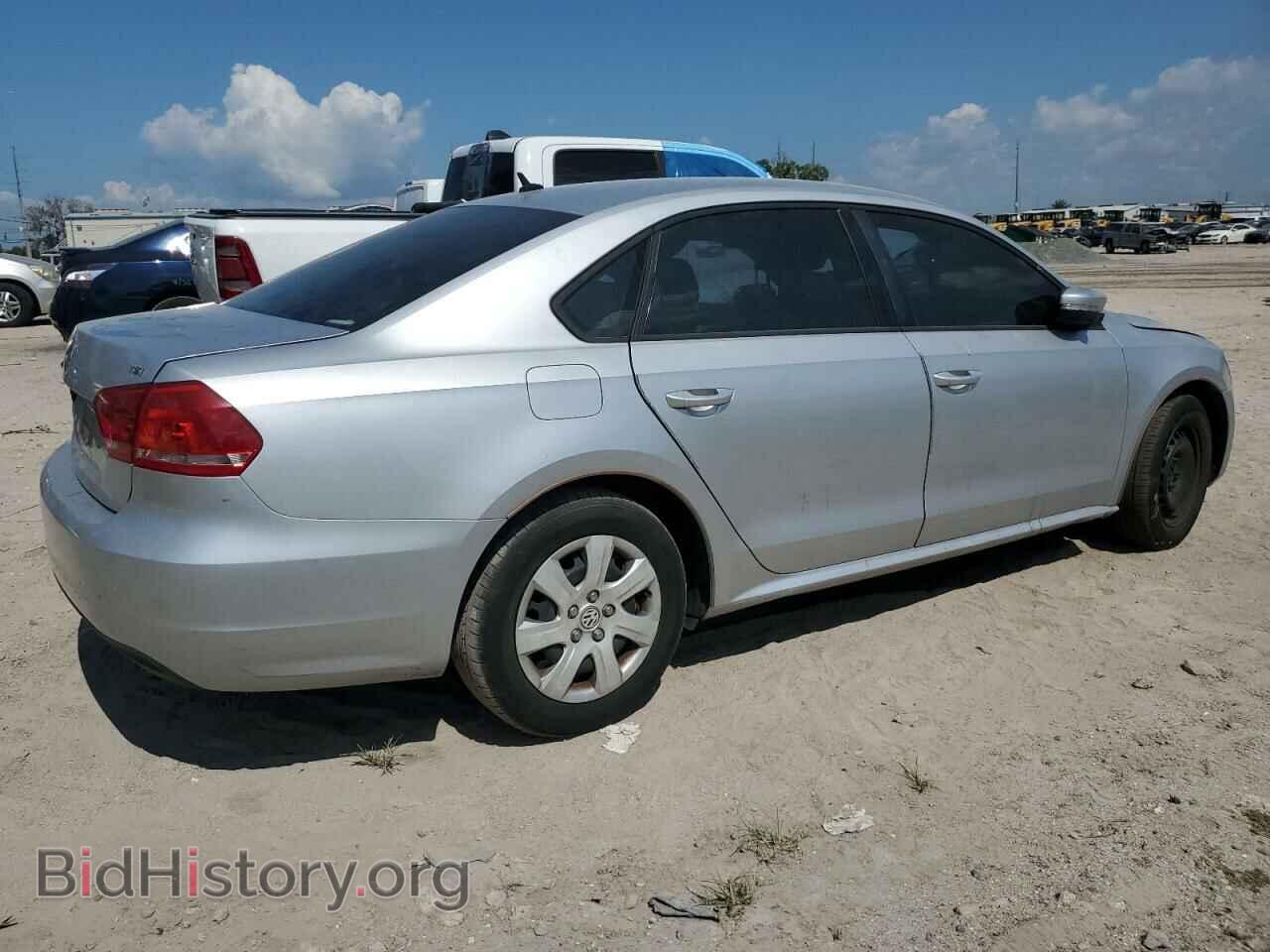 2015 VOLKSWAGEN PASSAT - VIN: 1VWAT7A37FC071052 - Фото 3