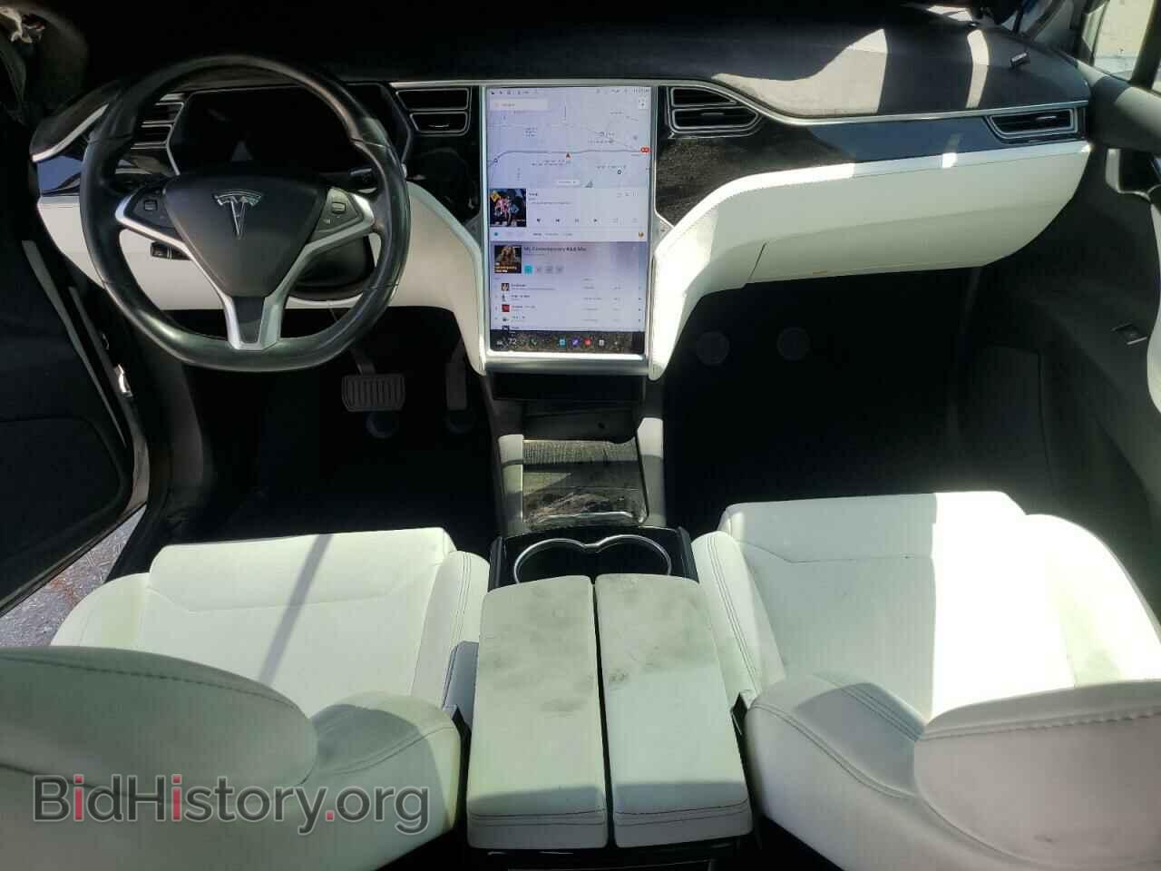 2017 TESLA MODEL X - VIN: 5YJXCBE2XHF051384 - Photo 8