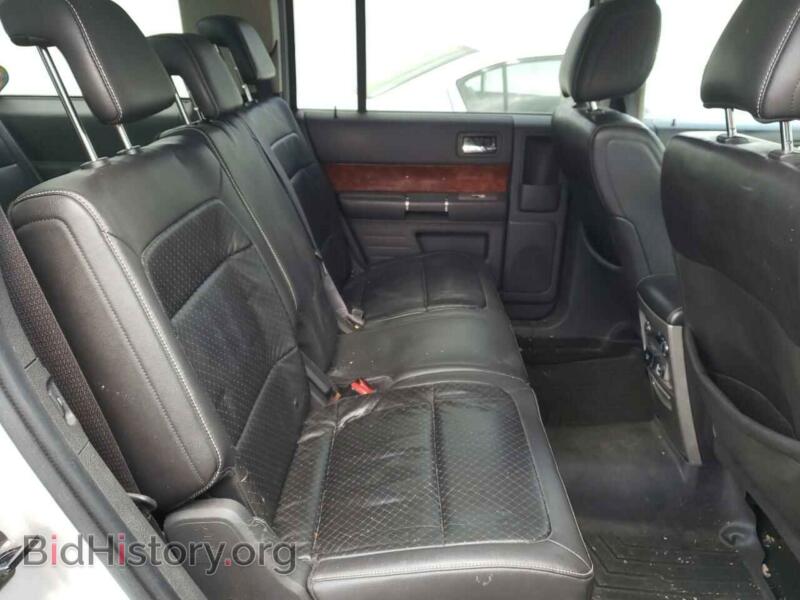 2010 Ford FLEX (VIN 2FMHK6DC9ABA34387) — photo 6 of 10