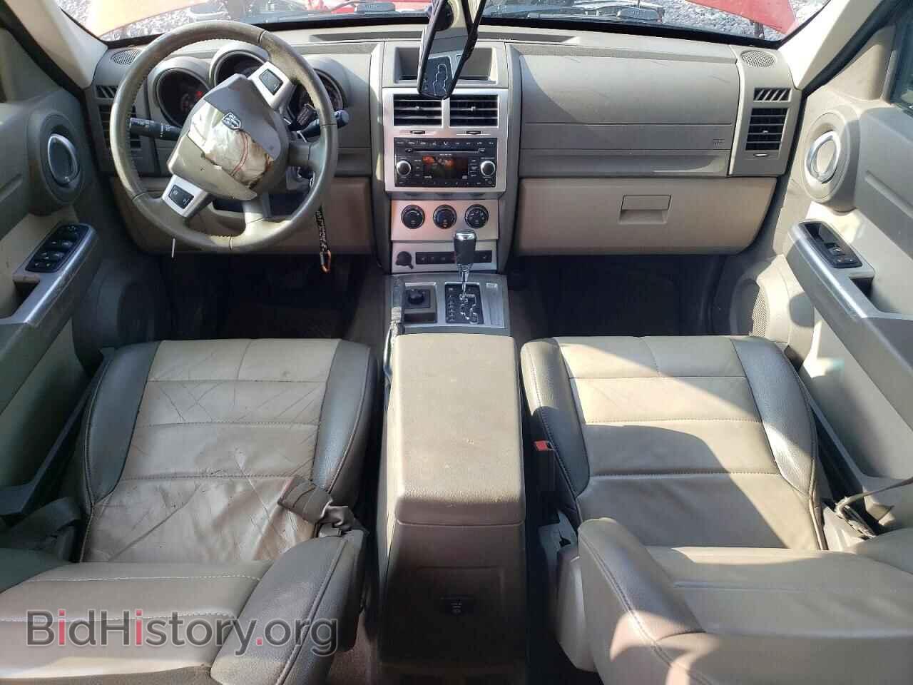2008 DODGE NITRO - VIN: 1D8GU58K68W190001 - Photo 8