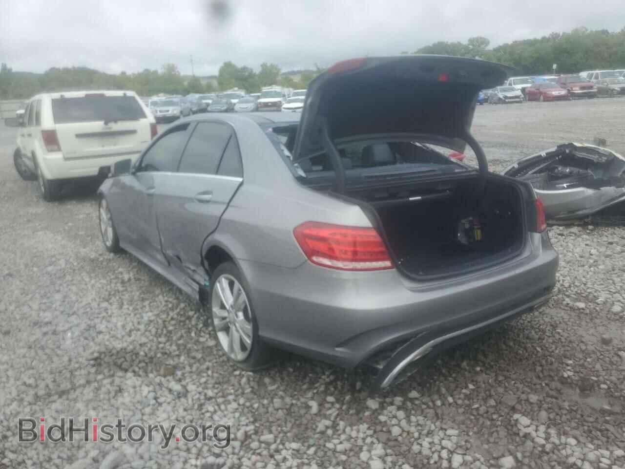 2014 MERCEDES-BENZ E-CLASS - VIN: WDDHF5KB1EA820544 - Фото 3